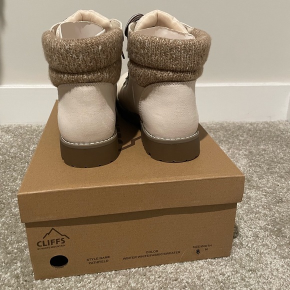 Cliff’s Booties - Picture 4 of 5